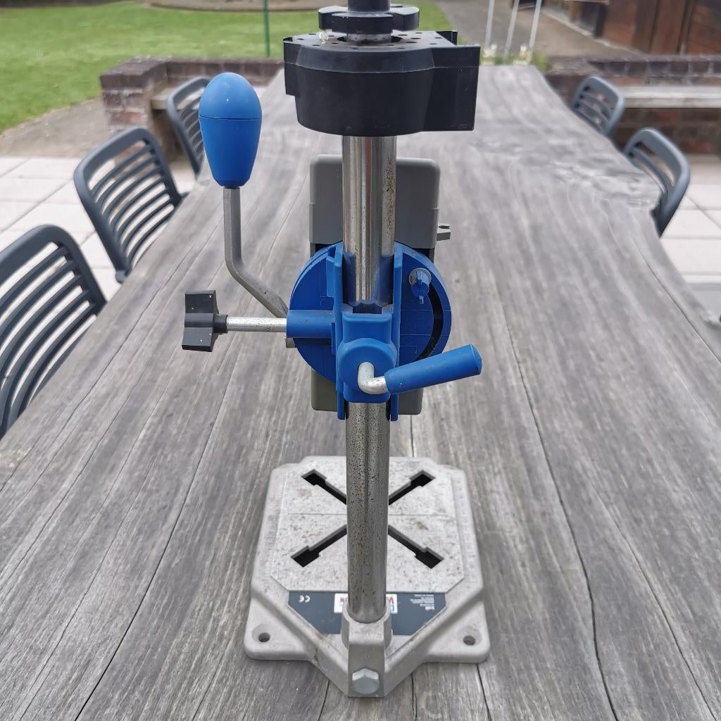 Dremel, Enlèvement, Comme neuf