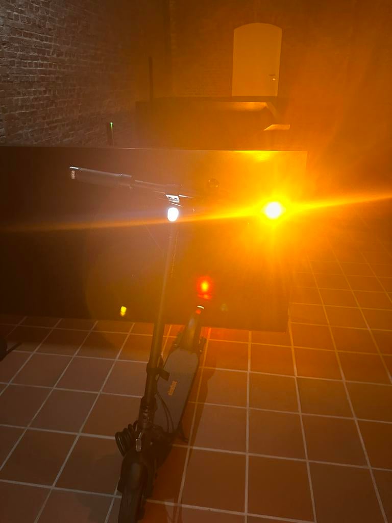 Segway Ninebot F2, Vélos & Vélomoteurs, Trottinettes, Enlèvement, Comme neuf, Step électrique (E-scooter)