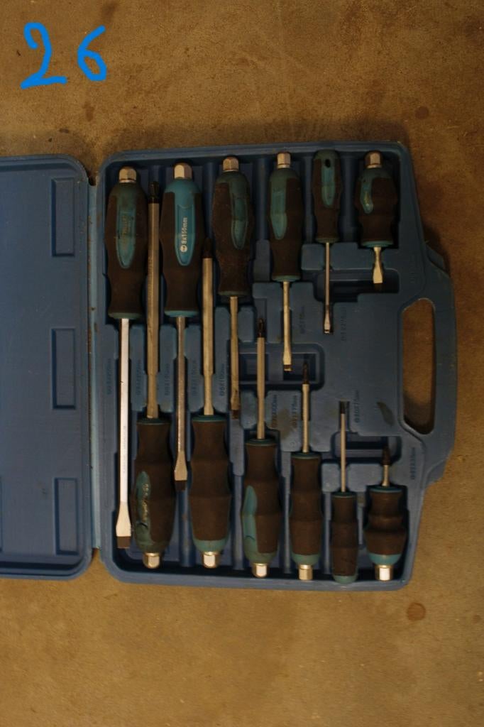 Schroevendraaierset, Ophalen