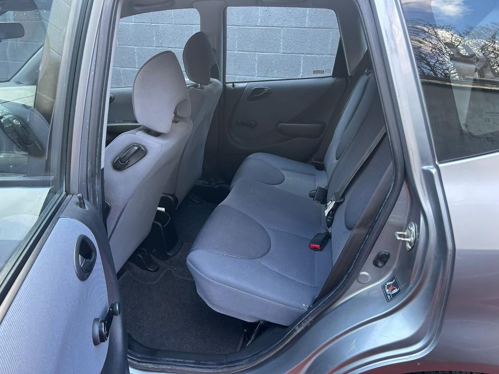 Honda jazz 1.4 ess airco avec contrôle 2900€, Auto's, Bedrijf, Elektrisch, Te koop