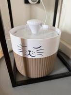 Drinkfontein met led, Dieren en Toebehoren, Ophalen, Zo goed als nieuw