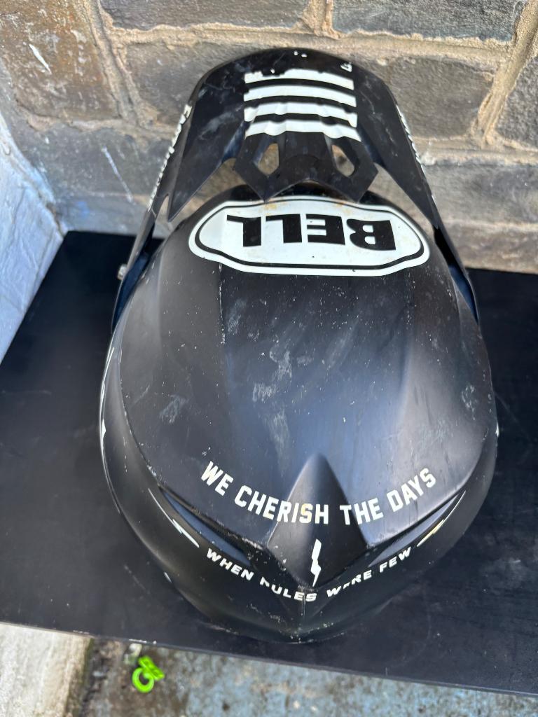 Bell x Fasthouse-helm, Offroadhelm, Dames, L, Tweedehands