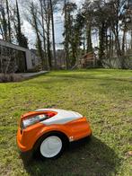 Robotmaaier STIHL RMI 422, Stihl, Ophalen of Verzenden, Zo goed als nieuw, Met regensensor