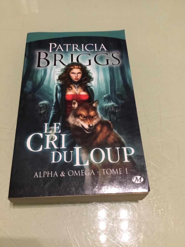 Livre Le cri du Loup, Livres, Enlèvement ou Envoi, Utilisé