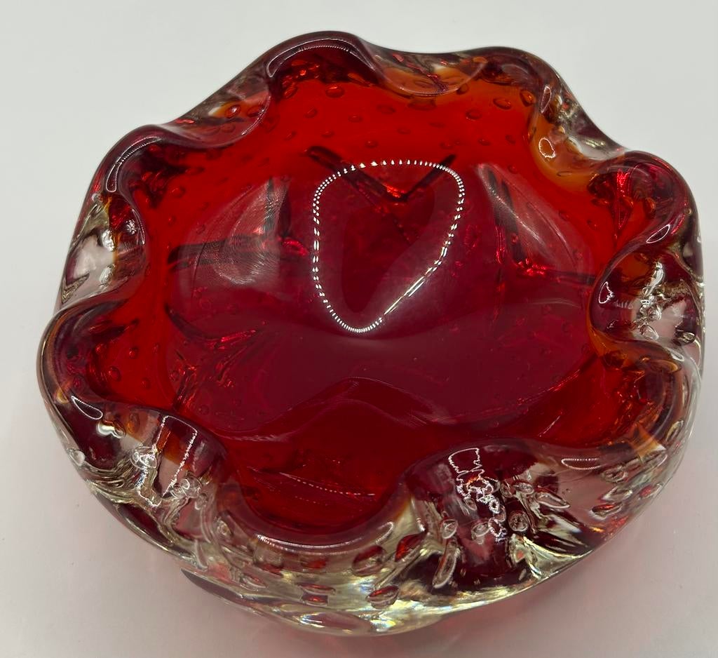Murano glas asbak bullecante rood, Antiek en Kunst, Ophalen of Verzenden