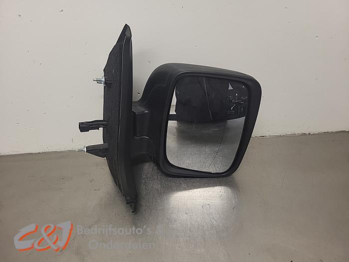 Buitenspiegel rechts van een Nissan Primastar, Gebruikt, -, -, Ophalen of Verzenden