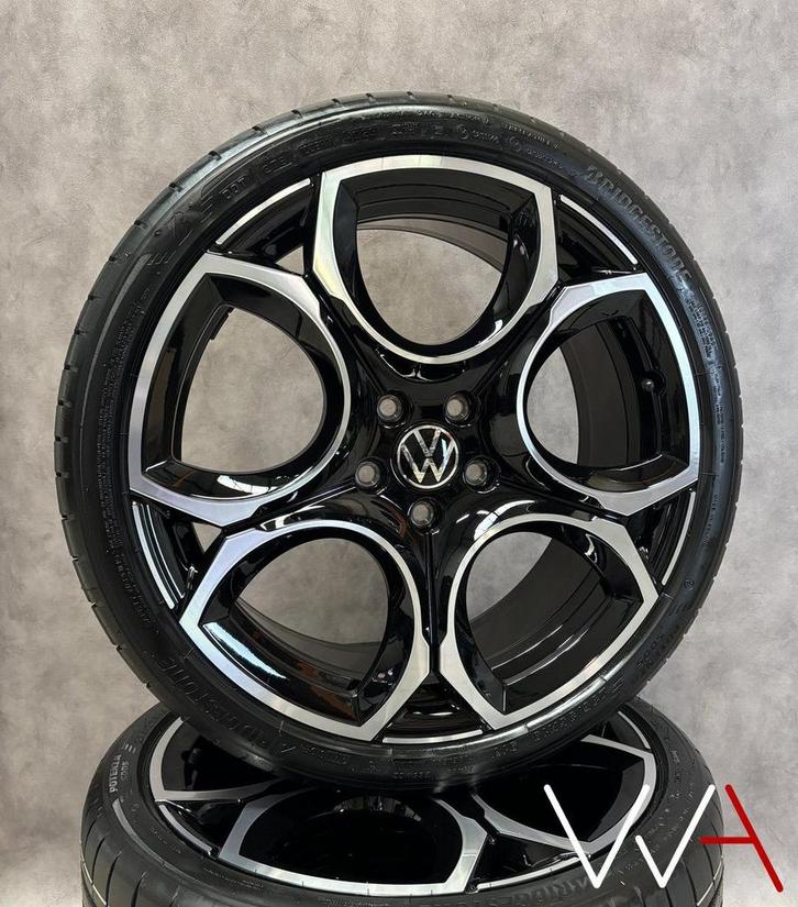 19'' Volkswagen Golf 8 GTI Queenstown wielenset NIEUW OEM, Autos : Pièces & Accessoires, Pneus & Jantes, Pneus et Jantes, Pneus été