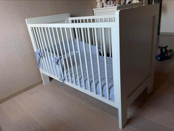 Wit babybed 120x60cm Quax Camille beschikbaar voor biedingen