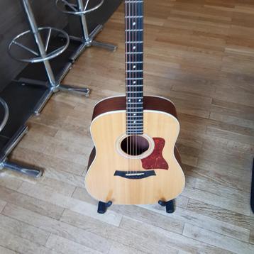 Taylor 210 naturel, Muziek en Instrumenten, Ophalen of Verzenden, Zo goed als nieuw