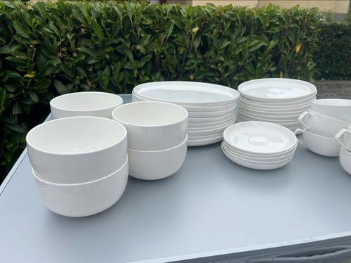 Salt en pepper servies studio, Huis en Inrichting, Keuken | Servies, Bord(en), Ophalen