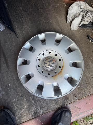 Volkswagen T5 wieldop 7H0601147D beschikbaar voor biedingen