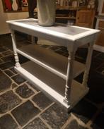 Massieve sidetable/wandconsole