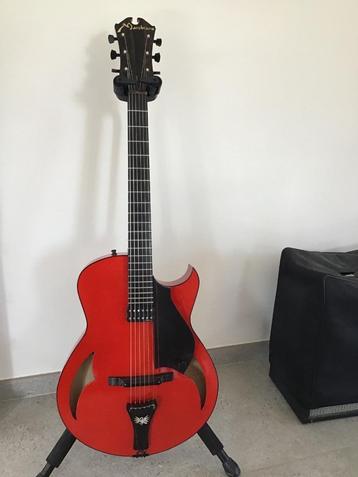 Gitaar Marchione beschikbaar voor biedingen