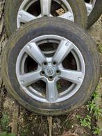 Toyota RAV4 Velgen, Ophalen, Velg(en)