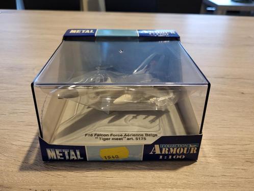 Armour Collection Miniatuurvliegtuig F16 Falcon Force, Hobby en Vrije tijd, Modelbouw | Vliegtuigen en Helikopters, Gebruikt, Vliegtuig