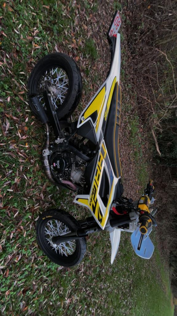 Beta rr track 2023 86tpr, Fietsen en Brommers, Brommers | Overige merken, Zo goed als nieuw, Klasse B (45 km/u), Ophalen of Verzenden