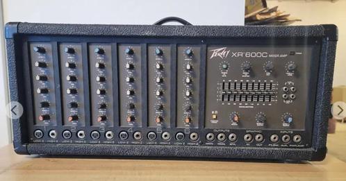 Peavey XR600C Mengversterker 300 W, Muziek en Instrumenten, Versterkers | Bas en Gitaar, Gebruikt, 100 watt of meer, Ophalen