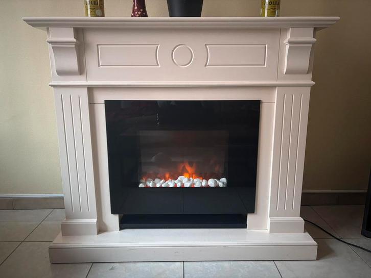 Cheminée électrique décorative et chauffante – télécommande, Maison & Meubles, Cheminées, Utilisé, Cheminée électrique, Enlèvement