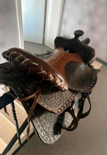 Westernzadel beschikbaar voor biedingen