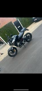 Honda CB125R - Nieuwstaat! - 2600 Km, Motoren, LED Verlichting, Particulier, 125 cc, 11 kW of minder