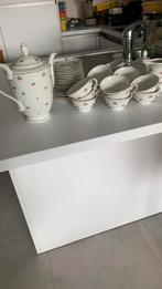 Wit porselein, bloemetjes, gouden biesje rheinkrone bavaria, Antiek en Kunst, Antiek | Servies compleet, Ophalen