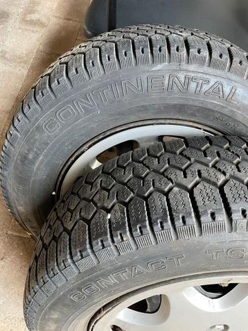 Banden Continental  M&S 185/70  R14  88q nieuwstaat 2 stuks beschikbaar voor biedingen