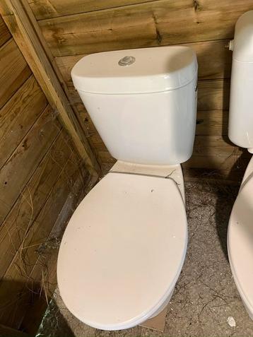 Saval WC te koop beschikbaar voor biedingen
