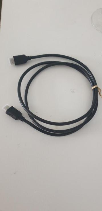 HDMI KABELS EN USB KABEL beschikbaar voor biedingen
