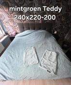 Couvre-lits 240x200-220, Maison & Meubles, Chambre à coucher | Linge de lit, Enlèvement ou Envoi