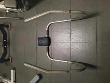 Buikspier toestel  beschikbaar voor biedingen