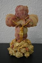 Statue de Jésus sur la croix en coquillages, Enlèvement ou Envoi, Comme neuf, Image, Christianisme | Catholique