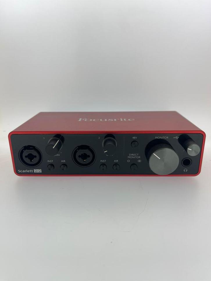 Focusrite Scarlett 2i2 (3rd Gen), Computers en Software, Geluidskaarten, Zo goed als nieuw, Ophalen