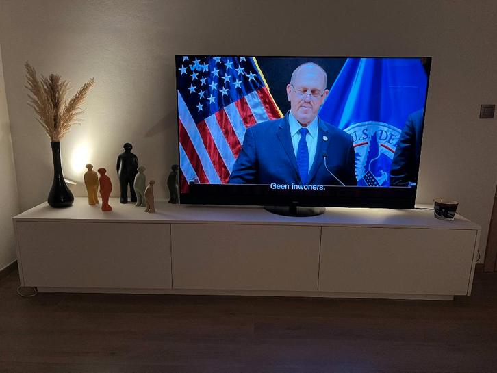 Wit tv-meubel – 260 cm – strak design, Maison & Meubles, Armoires | Mobilier de télévision, Comme neuf, Enlèvement