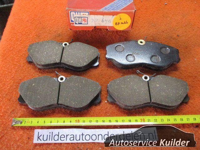 Remblokken voorzijde Nissan 300ZX Coupe 3.0turbo BP1466 QH b, Auto-onderdelen, Remmen en Aandrijving, Nissan, Nieuw, Ophalen of Verzenden