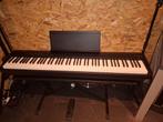 Roland fp30x.mint condition.incl.statief hoes en pedal, Ophalen, Piano