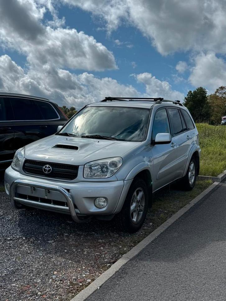 Toyota RAV4 2.0 diesel D4D 4X4, Auto's, Toyota, Particulier, Rav4, 4x4, Airconditioning, Boordcomputer, Climate control, Lichtmetalen velgen