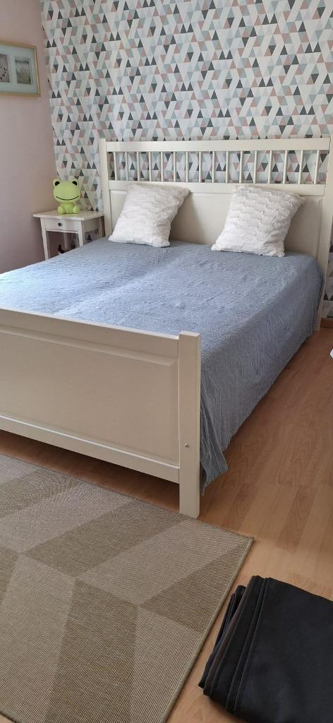 IKEA Bed 2 persoons met bijbehoren, Huis en Inrichting, Slaapkamer | Complete slaapkamers, Zo goed als nieuw, Tweepersoons, Ophalen