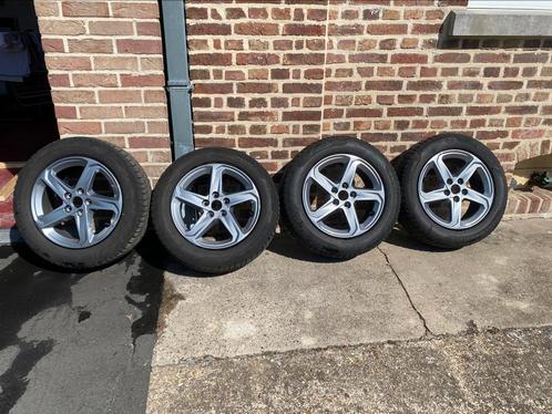 Ford focus mk4 velgen+banden, Auto-onderdelen, Banden en Velgen, Band(en), Winterbanden, Ophalen