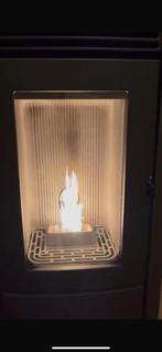 Poêle à pellets MCZ Ego Comfort Air – 10 kW (x2), Enlèvement, Comme neuf, Bois