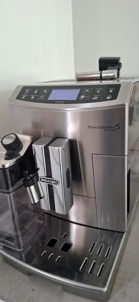 Delonghi PRIMADONNA Evo koffiemachine 19 bar Topmodel, Elektronische apparatuur, Koffiezetapparaten, Zo goed als nieuw, Koffiemachine