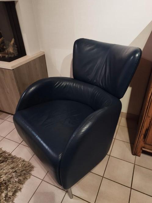 Stijlvolle zetel in blauw kwaliteitsleer, Huis en Inrichting, Fauteuils, Zo goed als nieuw, Ophalen
