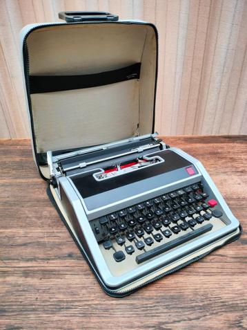 Typemachine Olivetti lettera DL. Jaar 1967. AZERTY. beschikbaar voor biedingen
