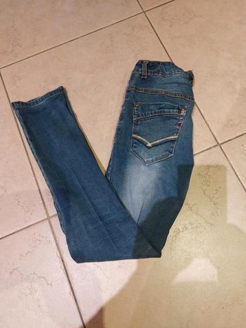 jeans van het merk blue seven, maat 152, 1 keer gedragen beschikbaar voor biedingen