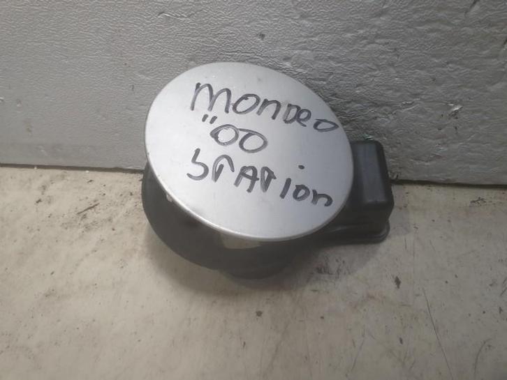 TANKKLEP Ford Mondeo II Wagon (93bg-n405a02-ac), Auto-onderdelen, Carrosserie, Ford, Gebruikt