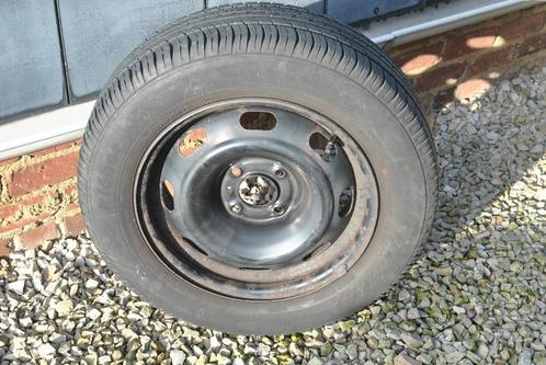 Stalen velg met Kleber Viaxer 195/65/15 band, Auto-onderdelen, Banden en Velgen, Banden en Velgen, 15 inch, 195 mm, Gebruikt, Ophalen