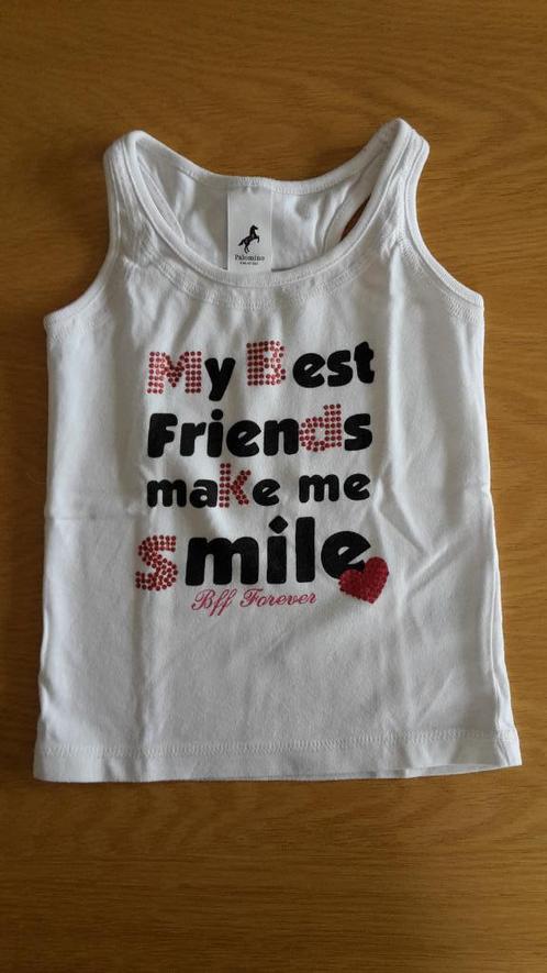 Wit topje "My best friends make me smile" - maat 98, Kinderen en Baby's, Kinderkleding | Maat 98, Zo goed als nieuw, Meisje, Shirt of Longsleeve