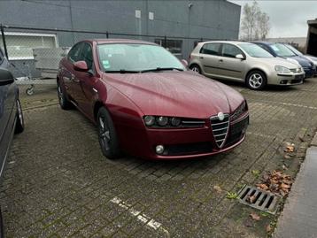 Alfa Romeo 159 benzine gekeurd en garantie  beschikbaar voor biedingen