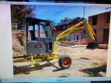 Graafmachine voor achter tractor beschikbaar voor biedingen