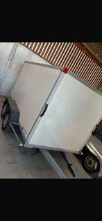 Gesloten remorck, Ophalen, Zo goed als nieuw