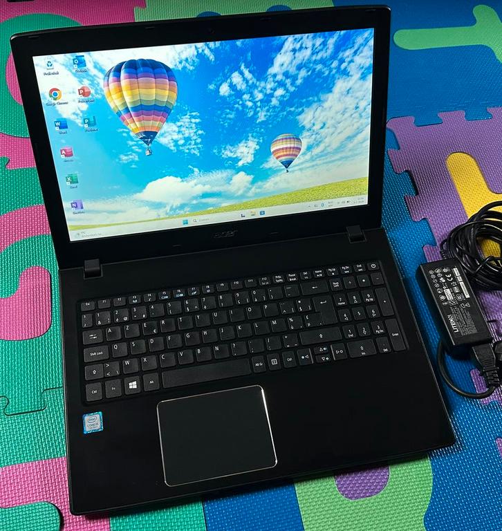 Mooie 15.6” Acer/ i5-7200U/8gb ddr4/256gb ssd/, Computers en Software, Chromebooks, Zo goed als nieuw, Ophalen